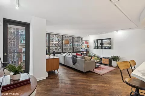 33 E Cedar St #4E, Chicago, IL 60611 photo 3