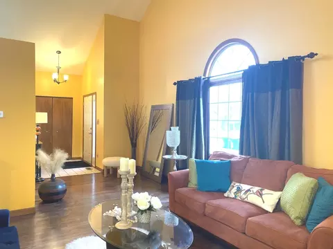 Living - 1805 Brighton Ln, Plainfield, IL 60585 photo 3 of 11