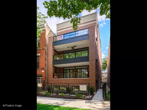 2017 W Crystal St #2, Chicago, IL 60622