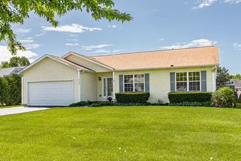 3307 Wembley Dr, Zion, IL 60099