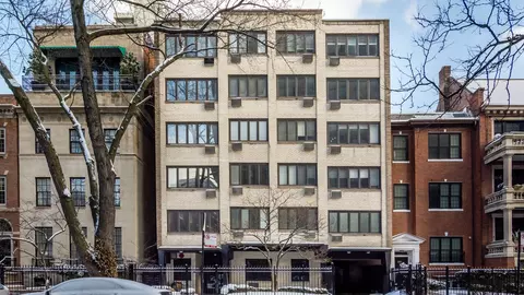 1419 N State Pkwy #504, Chicago, IL 60610