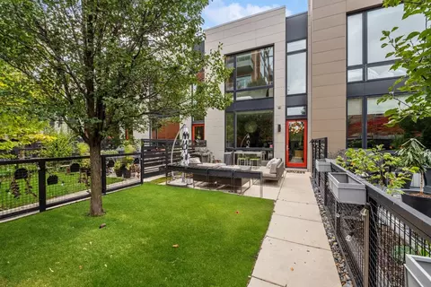 4832 N Clark St #119, Chicago, IL 60640