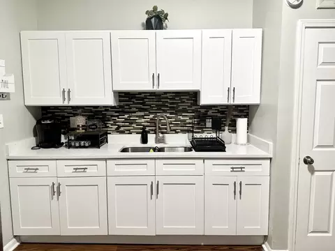 3420 Roesner Dr, Markham, IL 60428 photo 3