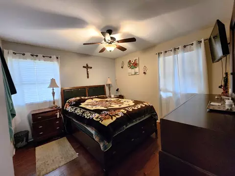 Bedroom - 1161 Hecker Ct, Elgin, IL 60120 photo 1 of 2