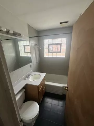 13611 S Atlantic Ave, Riverdale, IL 60827 photo 5