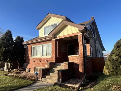 2916 Ruby St, Franklin Park, IL 60131