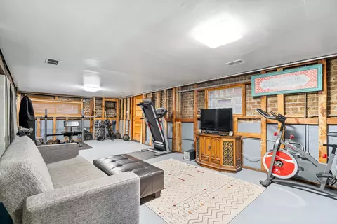 2916 Ruby St, Franklin Park, IL 60131 photo 27