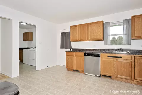 1417 Beach Rd, Mchenry, IL 60050 photo 9