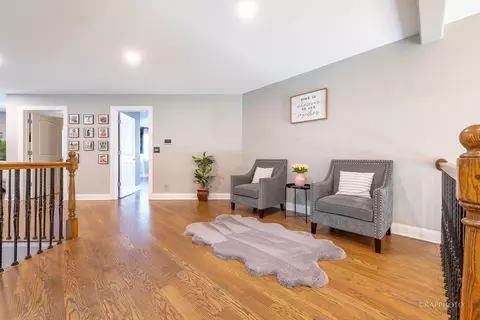 605 Elmdale Rd, Glenview, IL 60025 photo 10