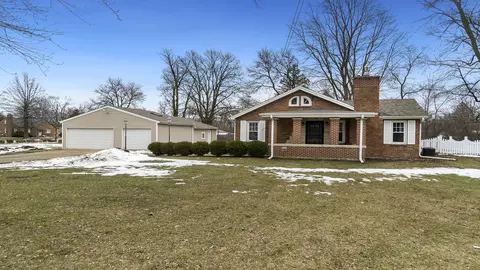 3714 S Main St, Rockford, IL 61102