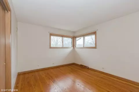 1330 S Main St, Wheaton, IL 60189 photo 9