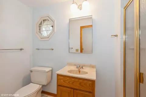 1330 S Main St, Wheaton, IL 60189 photo 12