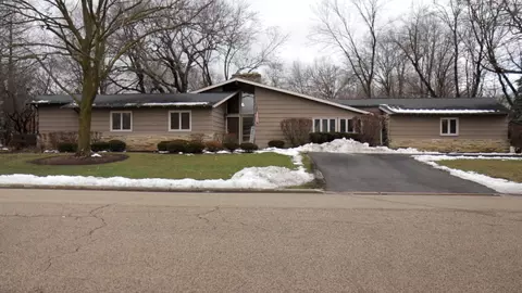 100 E Kimberly Ave, Palatine, IL 60067