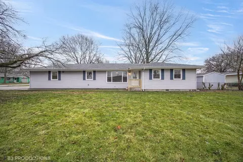 501 Debbie Ln, Wilmington, IL 60481