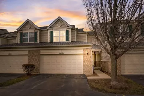 2185 Braeburn Dr #B, Wauconda, IL 60084