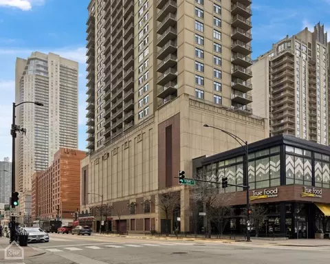 630 N State St #1109, Chicago, IL 60654
