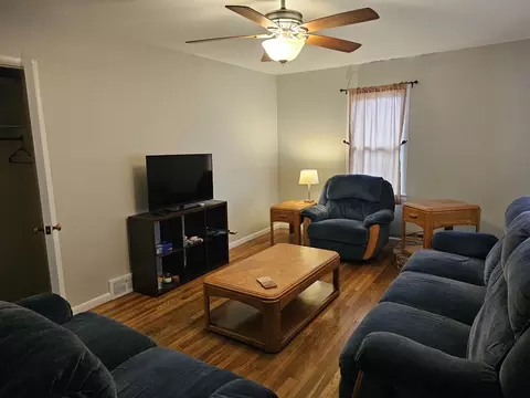 Living - 111 W Cypress St, Normal, IL 61761 photo 2 of 4
