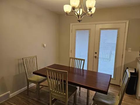 Dining - 111 W Cypress St, Normal, IL 61761 photo 2 of 5