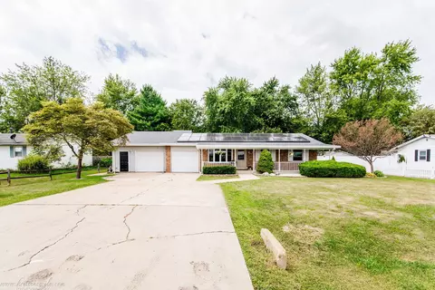 241 S Maple St, Buckingham, IL 60917