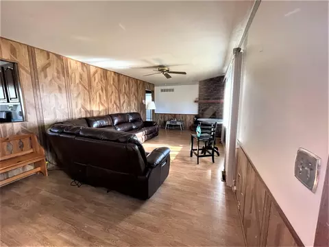1506 Poplar St, Holiday Hills, IL 60051 photo 14
