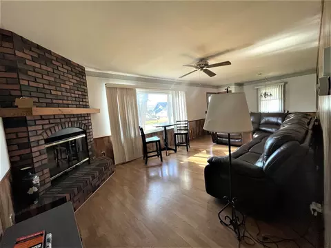 1506 Poplar St, Holiday Hills, IL 60051 photo 15