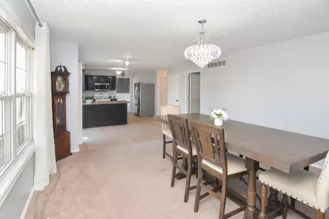 Dining - 2277 Elwood Ln, Normal, IL 61761 photo 7 of 9