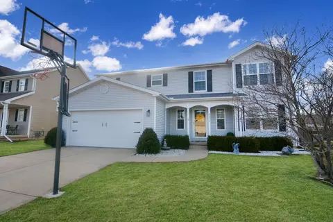Exterior - 2277 Elwood Ln, Normal, IL 61761 photo 6 of 9