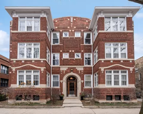 1416 W Rosemont Ave #3, Chicago, IL 60660