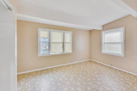 238 E 92nd St, Chicago, IL 60619 photo 17
