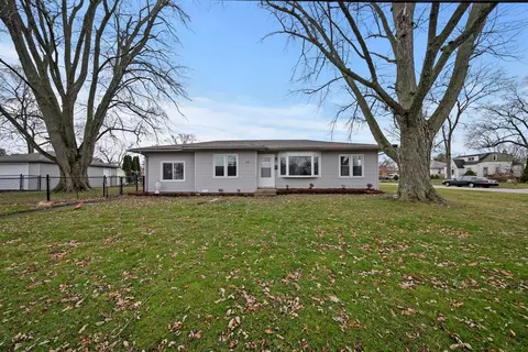 3601 Sangamon St, Steger, IL 60475
