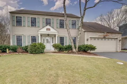 219 Chasse Cir, Saint Charles, IL 60174