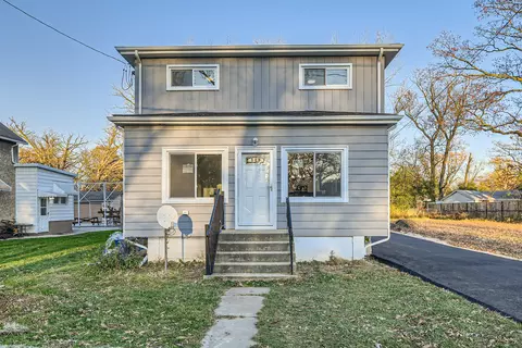 143 N Glenwood Ave, Glenwood, IL 60425