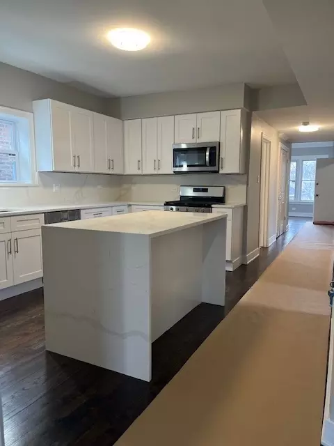 6919 S Campbell Ave, Chicago, IL 60629 photo 5