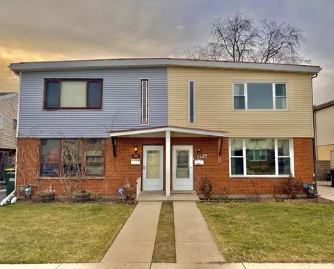 9268 Hamlin Ave, Des Plaines, IL 60016