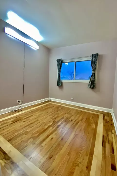9268 Hamlin Ave, Des Plaines, IL 60016 photo 18
