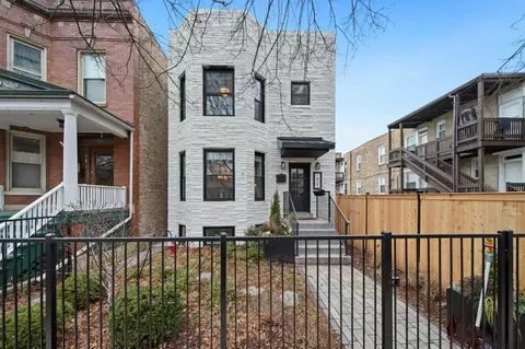 1967 W Summerdale Ave, Chicago, IL 60640