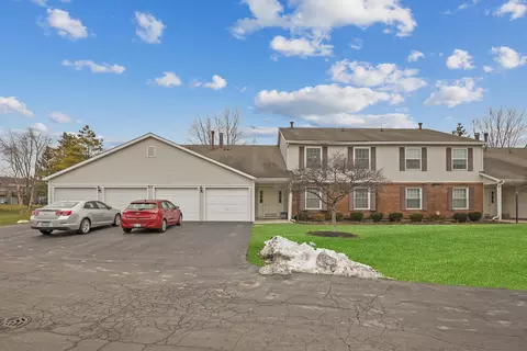342 Mulberry Ct #2B, Bartlett, IL 60103