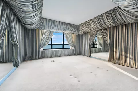 180 E Pearson St #7002, Chicago, IL 60611 photo 13