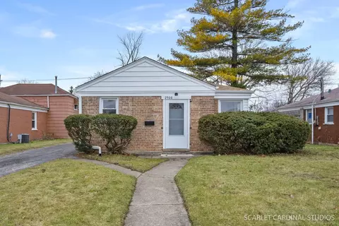 2508 S 18th Ave, Broadview, IL 60155