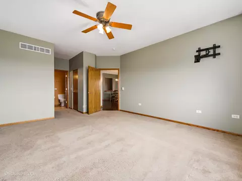 Bedroom - 17224 Como Ave, Lockport, IL 60441 photo 2 of 3