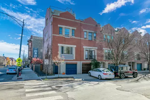 471 N Armour St, Chicago, IL 60642