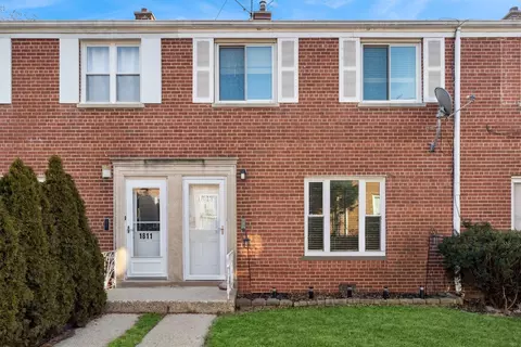 1813 W Norwood St #1, Chicago, IL 60660