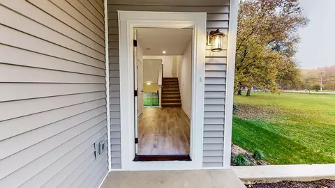 1036 Old Lincoln Hwy, Griffith, IN 46319 photo 4