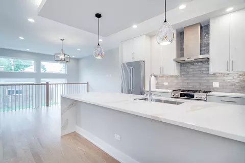 4502 N Spaulding Ave, Chicago, IL 60625 photo 5