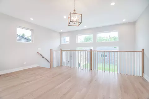 4502 N Spaulding Ave, Chicago, IL 60625 photo 9