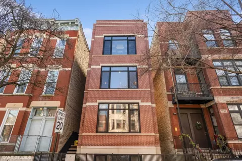 1731 W Erie St #2, Chicago, IL 60622