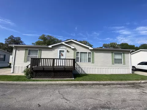 6801 S La Grange Rd #D04, Hodgkins, IL 60525