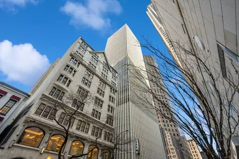 100 E Walton St #32FG, Chicago, IL 60611