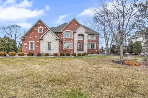 18107 S Hunt Club Dr, Mokena, IL 60448