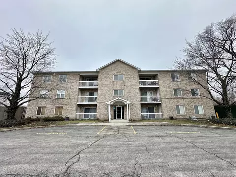 5623 107th St #2D, Chicago Ridge, IL 60415
